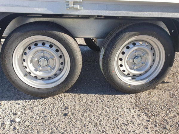 Plataforma de costado abatible RCPL 30-17-27