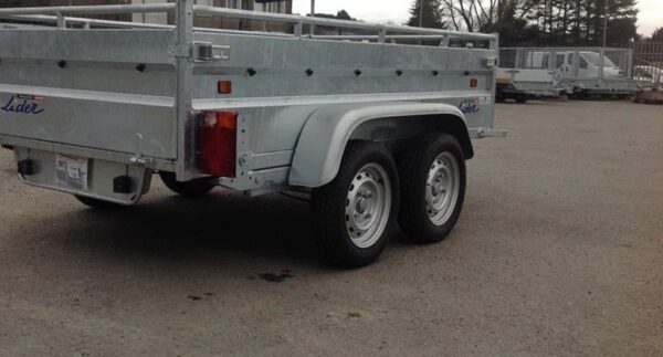 Remolque basculante de alta resistencia Lider, PTAC 1500 kg, ejes dobles con freno nuevos