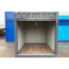 Contenedor de envío con puerta enrollable