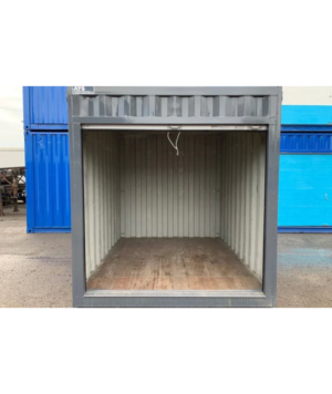 Contenedor de envío con puerta enrollable
