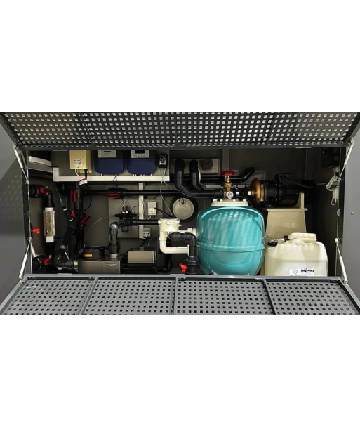 QPPP Piscina de polipropileno de 6,5m x 2,5m y dotada de ventanal de 4m de ancho